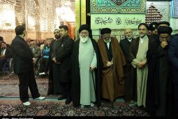 غبارروبی مرقد امام رضا (ع) – مشهد