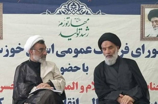 دبیر شورای عالی انقلاب فرهنگی در نشست شورای فرهنگ عمومی استان خوزستان: رویکرد شورای عالی انقلاب فرهنگی ارتباط با جبهه مردمی است.