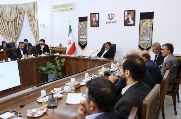 در جلسه ای با حضور معاون اول رئیس‌جمهور برای تامین مالی پروژه های مسکن مطرح شد آغاز ساخت یک و نیم میلیون واحد مسکونی با صدهزار میلیارد تومان آورده مالی از سوی بانک ها و متقاضیان