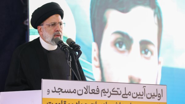 دکتر رئیسی در اولین آیین ملی تکریم فعالان مساجد:  مسجد محل کادرسازی و ساختن انسان‌های معتقد است/ افراد اهال مسجد، آماده خطر کردن و ایستادگی برای اجرای عدالت هستند/ کانون اصلی پیگیری و اجرای راهبرد ایجاد ایمان و امید در جامعه مسجد است