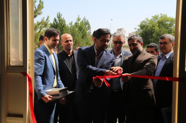 در آغاز هفته دولت صورت گرفت؛ افتتاح طرحهای عمرانی دانشگاه محقق اردبیلی با حضور معاون وزیر علوم خطیبی: توسعه خوابگاههای متاهلی همچنان در دستور کار قرار دارد در آغاز هفته دولت صورت گرفت؛ افتتاح طرحهای عمرانی دانشگاه محقق اردبیلی با حضور معاون وزیر علوم خطیبی: توسعه خوابگاههای متاهلی همچنان در دستور کار قرار دارد