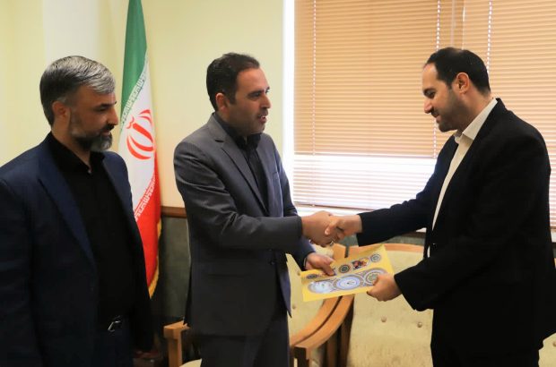 معاون استاندار قم: تقویت اعتماد عمومی مهم ترین وظیفه روابط عمومی است