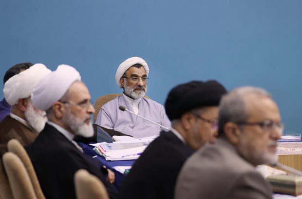 در جلسه شورای‌ عالی انقلاب فرهنگی مطرح شد؛ تاثیر شیوه جدید برگزاری کنکور در ارتقای کیفیت آموزش در مدارس/ تصویب آئین‌نامه ستاد زن و خانواده و ستاد تعلیم و تربیت