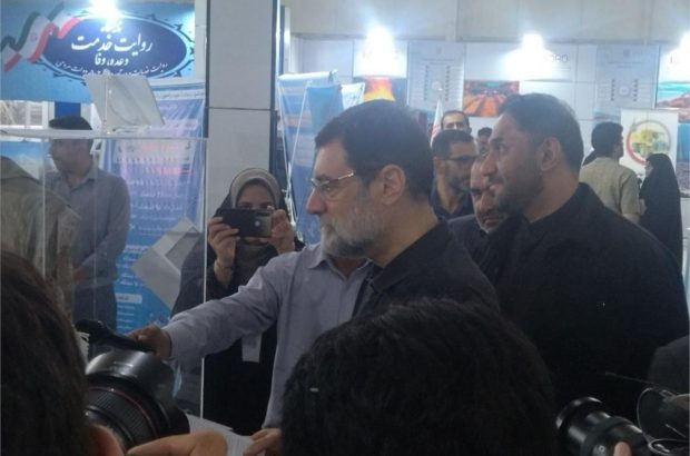 رئیس بنیاد شهید و امور ایثارگران از نمایشگاه روایت خدمت بازدید کرد رئیس بنیاد شهید و امور ایثارگران از نمایشگاه روایت خدمت بازدید کرد