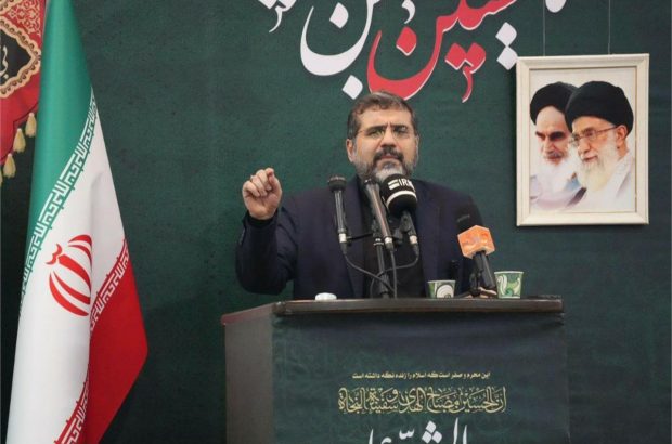 وزیر فرهنگ در سفر هرمزگان: سفر اربعین محدود به پیروان مکتب اهلبیت نیست/شهید سلیمانی پرچم اربعینیها را برای همیشه بالا نگه داشت وزیر فرهنگ در سفر هرمزگان: سفر اربعین محدود به پیروان مکتب اهلبیت نیست/شهید سلیمانی پرچم اربعینیها را برای همیشه بالا نگه داشت