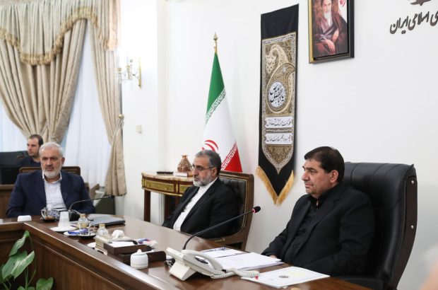 در جلسه شورای اقتصاد به ریاست معاون اول رئیس جمهور مطرح و تصویب شد خرید گندم از کشاورزان با عبور از ۱۰ میلیون تن رکورد شکست/ اجرای طرح های انتقال نیروی برق ۱۶ شرکت برق منطقه ای به مبلغ ۱۳۰۰ میلیارد تومان و اجرای ۹ طرح نیروگاهی به مبلغ ۲۲۷۰ میلیارد تومان/ افزایش سقف تولید میدان نفتی مشترک یادآوران تا ۱۵۲ هزار بشکه در روز/ حمایت از تولید خودروهای دوگانه سوز افزایش می یابد در جلسه شورای اقتصاد به ریاست معاون اول رئیس جمهور مطرح و تصویب شد خرید گندم از کشاورزان با عبور از ۱۰ میلیون تن رکورد شکست/ اجرای طرح های انتقال نیروی برق ۱۶ شرکت برق منطقه ای به مبلغ ۱۳۰۰ میلیارد تومان و اجرای ۹ طرح نیروگاهی به مبلغ ۲۲۷۰ میلیارد تومان/ افزایش سقف تولید میدان نفتی مشترک یادآوران تا ۱۵۲ هزار بشکه در روز/ حمایت از تولید خودروهای دوگانه سوز افزایش می یابد