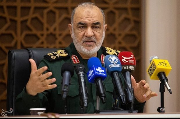 سرلشکر سلامی: طوفان الاقصی بزرگترین شکست رژیم صهیونیستی از سال ۱۹۴۸ تاکنون را رقم زد/ رژیم صهیونیستی در عظیمترین جنگ اطلاعاتی عالم شکست خورد سرلشکر سلامی: طوفان الاقصی بزرگترین شکست رژیم صهیونیستی از سال ۱۹۴۸ تاکنون را رقم زد/ رژیم صهیونیستی در عظیمترین جنگ اطلاعاتی عالم شکست خورد