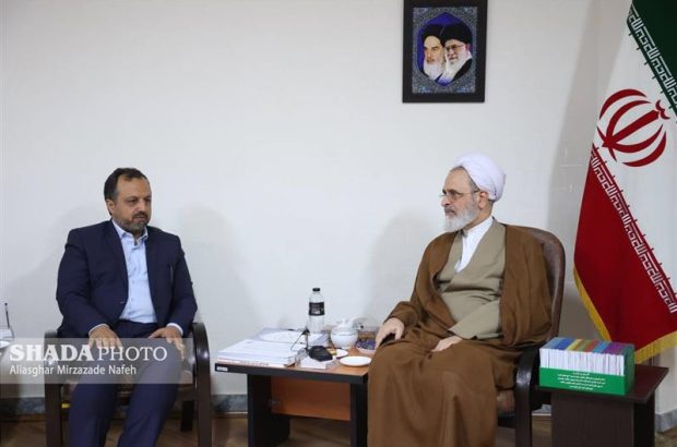 در دیدار وزیر اقتصاد با مدیر حوزه‌های علمیه سراسر کشور مطرح شد؛ اعلام آمادگی حوزه‌های علمیه برای تقویت همکاری‌ها با تیم اقتصادی دولت