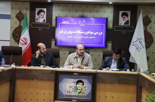 معاون رئیس جمهور: مدیریت شهری در تکمیل مونوریل قم خود را کنار نکشد