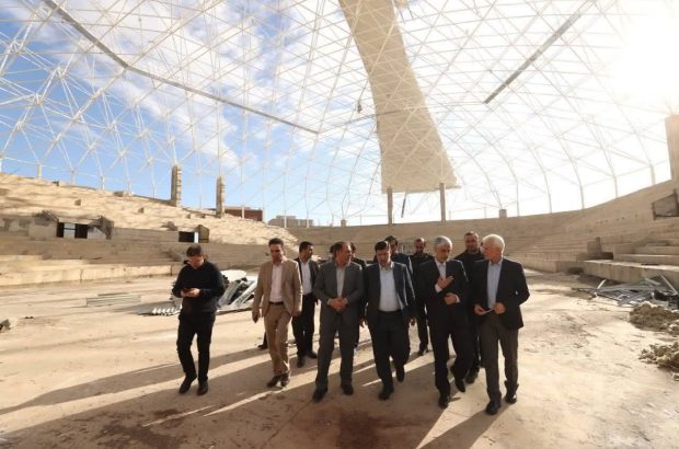 بازدید وزیر ورزش و جوانان از ورزشگاه ۴ هزار و ۵۰۰ نفره پردیسان