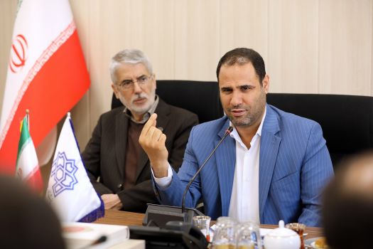 آموزش و پرورش مساله ملی است که در برنامه هفتم به آن پرداخته شده است