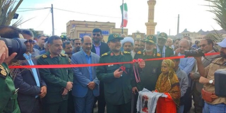 با حضور رئیس سازمان بسیج کشور؛ طرحهای عمرانی بسیج سازندگی در جزیره هرمز افتتاح شد با حضور رئیس سازمان بسیج کشور؛ طرحهای عمرانی بسیج سازندگی در جزیره هرمز افتتاح شد
