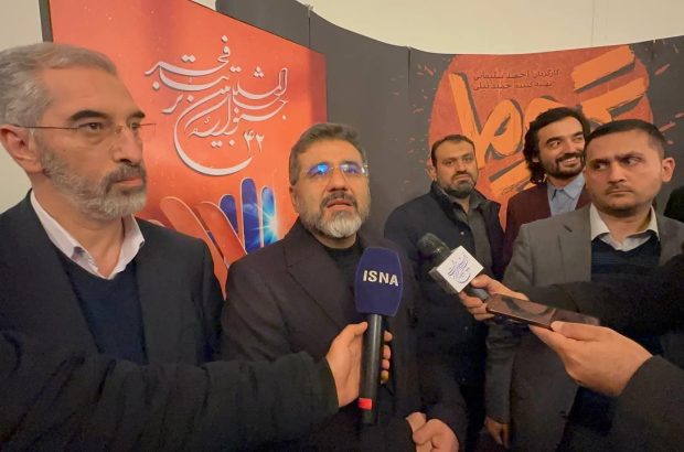 تخصیص ۵۰ درصدی سرانه یک میلیارد تومانی به انجمن های نمایشی استانها/ فناوریهای سالن تئاتر استان یزد از تالار وحدت بهروزتر است تخصیص ۵۰ درصدی سرانه یک میلیارد تومانی به انجمن های نمایشی استانها/ فناوریهای سالن تئاتر استان یزد از تالار وحدت بهروزتر است