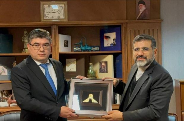 وزیر فرهنگ: تفاهم و توافقات سینمایی میان ایران و ازبکستان انجام شده است وزیر فرهنگ: تفاهم و توافقات سینمایی میان ایران و ازبکستان انجام شده است