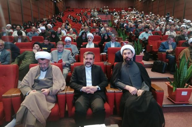نشست سراسری مدرسان معارف اسلامی دانشگاه‌ها با حضور وزیر فرهنگ برگزار شد