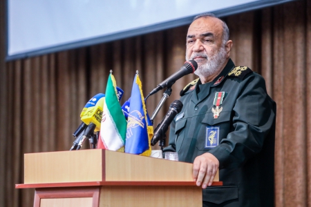 سرلشکر سلامی در همایش دانشگاه سربازی : سکون در منطق سپاه جایگاهی ندارد