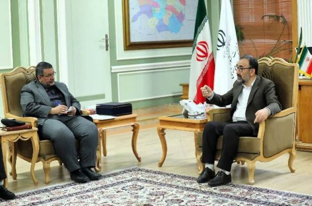 تاکید بر ضرورت فعال شدن تعاونی‌های استان در نشست اتاق تعاون خراسان رضوی با استاندار