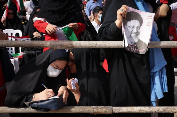 مدیریت فعال دولت سیزدهم در عرصه داخلی، منطقه ای و بین المللی مدیریت فعال دولت سیزدهم در عرصه داخلی، منطقه ای و بین المللی