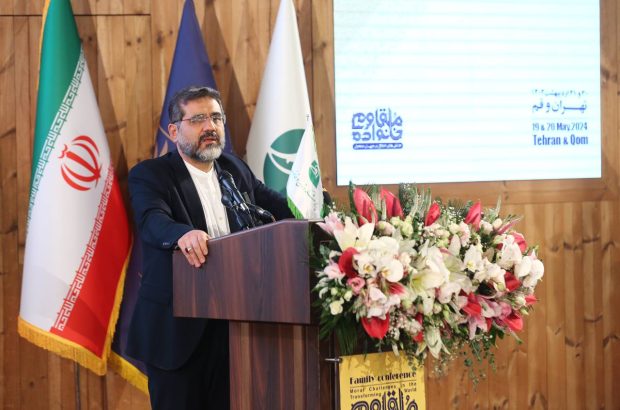 در دوسال گذشته بیش از ۷۰ فیلمنامه به دلیل تضعیف و سیاه نمایی نهاد خانواده رد شده است در دوسال گذشته بیش از ۷۰ فیلمنامه به دلیل تضعیف و سیاه نمایی نهاد خانواده رد شده است