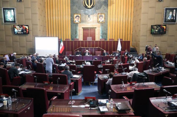 مشمولان بالای ۳۵ سال سن و حداقل دارای ۲فرزند و غیرغایب از خدمت سربازی معاف شدند