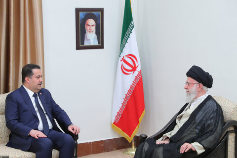 دیدار نخست وزیر عراق با رهبر معظم انقلاب دیدار نخست وزیر عراق با رهبر معظم انقلاب