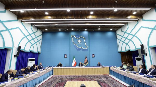 کسب رضایت مردم اولویت اصلی همه دستگاه‌های مسئول است