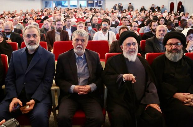 مستند "حماسه پروانه" با حضور وزیر فرهنگ و ارشاد اسلامی رونمایی شد مستند “حماسه پروانه” با حضور وزیر فرهنگ و ارشاد اسلامی رونمایی شد