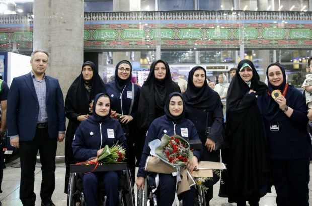 لزوم ارائه امکانات حمایتی ویژه به مادران قهرمان