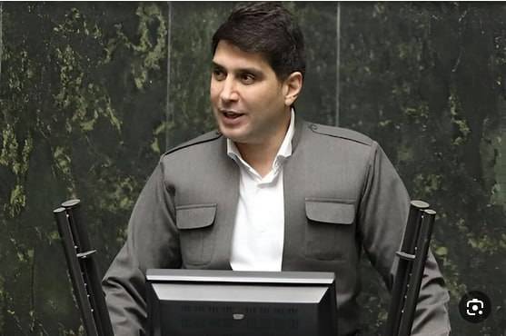 آرش لهونی اولین استاندار جوان و اهل سنت مناطق کردنشین آرش لهونی اولین استاندار جوان و اهل سنت مناطق کردنشین