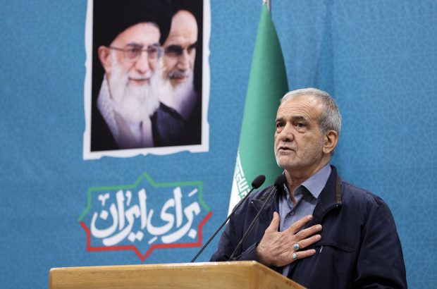 رئیس‌جمهور: کمبود مدرسه در مناطق محروم را با کمک بسیج مرتفع می‌کنیم