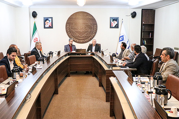 معرفی هیات رئیسه جدید کمیسیون بهبود فضای کسب و کار معرفی هیات رئیسه جدید کمیسیون بهبود فضای کسب و کار