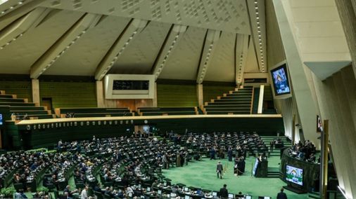 استعفاء از نمایندگی در ادوار دوازده‌گانه مجلس