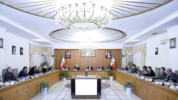 بررسی موضوع «فرونشست زمین» در جلسه هیئت دولت بررسی موضوع «فرونشست زمین» در جلسه هیئت دولت