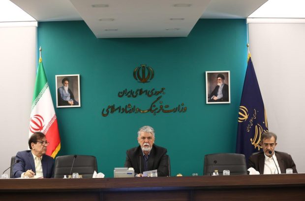 صالحی: برای پرداختن به آینده هنر باید به نقش دانشگاهها توجه بیشتری کرد صالحی: برای پرداختن به آینده هنر باید به نقش دانشگاهها توجه بیشتری کرد