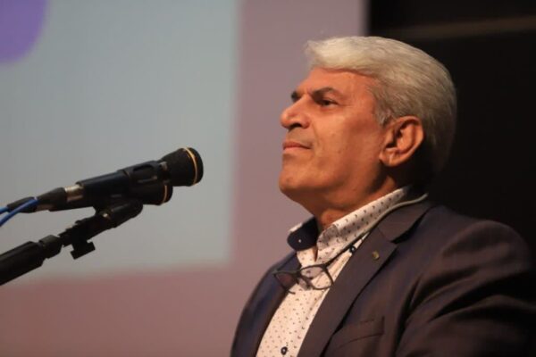 فضاهای آموزشی تصرف‌شده قم باید به آموزش و پرورش بازگردند