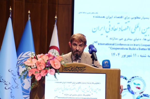 محور تعاون توانمندسازی و تحول انسان‌هایی برای رشد است