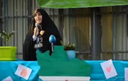 بازدید معاون رئیس‌جمهور در امور زنان و خانواده از مدرسه «شهدای محمدیه» به مناسبت روز معلم