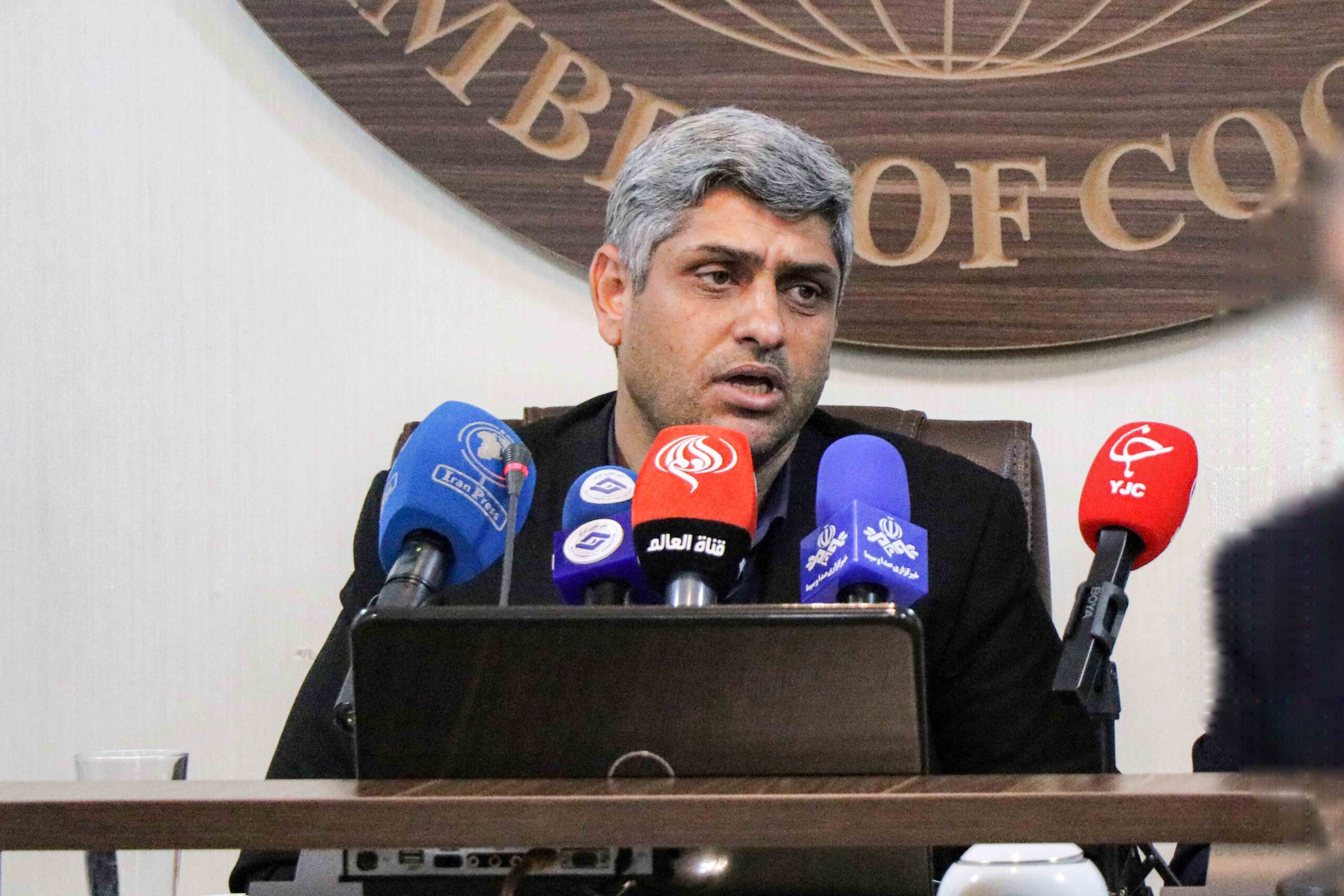رئیس فراکسیون تعاون و سهام عدالت مجلس شورای اسلامی : دولت با سهام عدالت مردم شوخی نکند رئیس فراکسیون تعاون و سهام عدالت مجلس شورای اسلامی : دولت با سهام عدالت مردم شوخی نکند